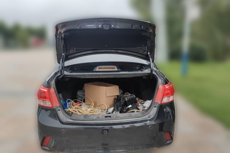 Used BAIC New Energy EV 2015 EV200 Light Edition Trunk