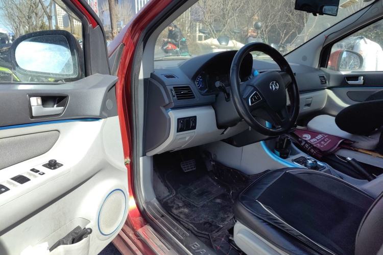 Used BAIC New Energy EV 2015 EV200 Light Edition Driver Seat
