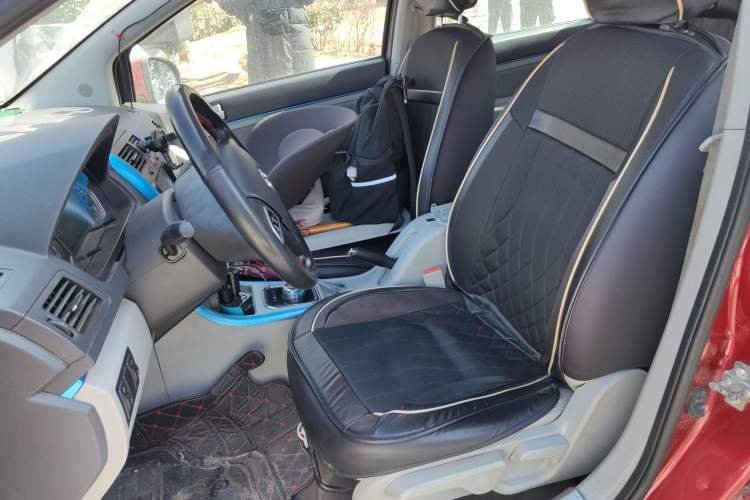 Used BAIC New Energy EV 2015 EV200 Light Edition Left Front Seat