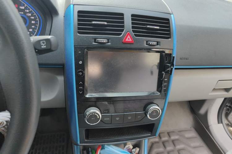 Used BAIC New Energy EV 2015 EV200 Light Edition Audio And AC Panel