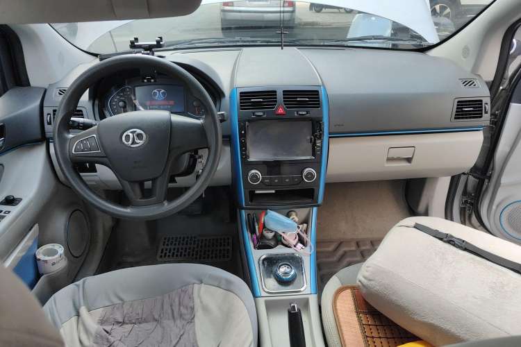 Used BAIC New Energy EV 2015 EV200 Light Edition Center Console