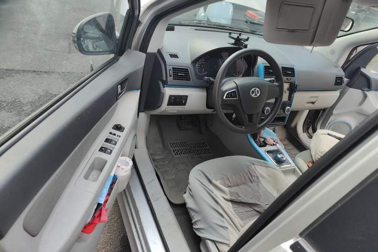 Used BAIC New Energy EV 2015 EV200 Light Edition Driver Seat
