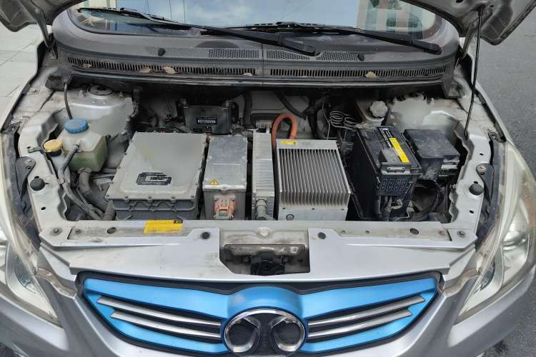 Used BAIC New Energy EV 2015 EV200 Light Edition Engine Bay