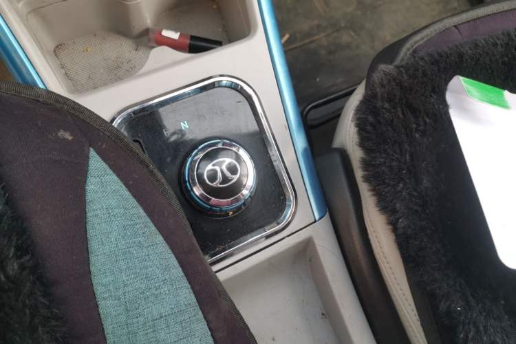 Used BAIC New Energy EV 2015 EV200 Light Enjoy Edition Gear Lever