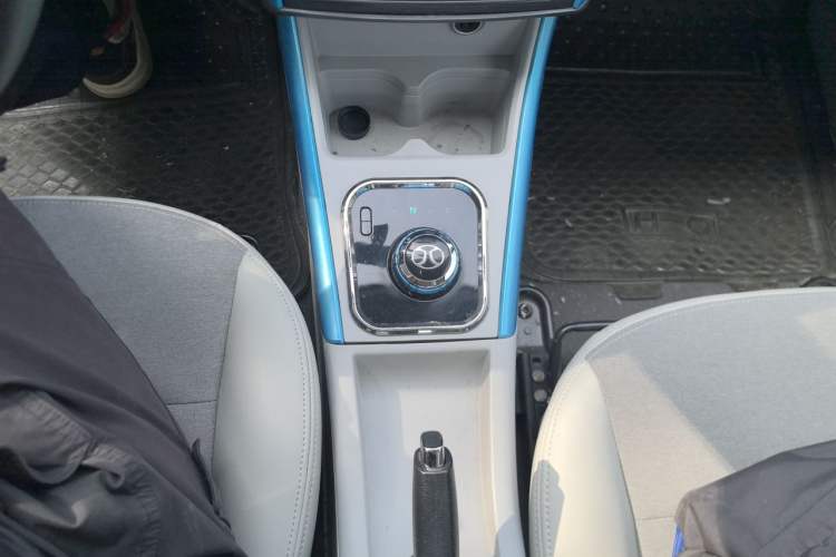 Used BAIC New Energy EV 2015 EV160 Light Edition Gear Lever