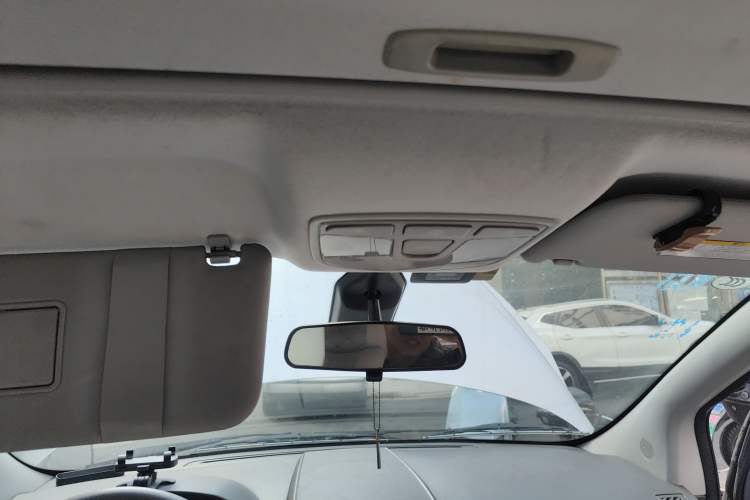 Used BAIC New Energy EV 2015 EV200 Light Edition Headliner