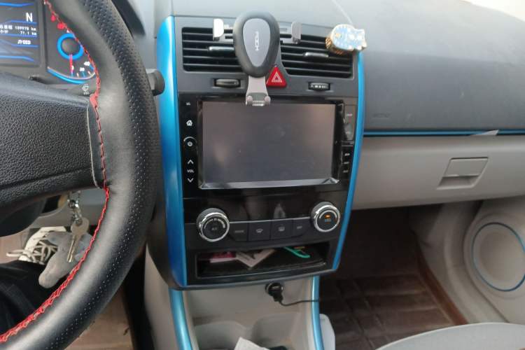 Used BAIC New Energy EV 2015 EV200 Light Edition Audio And AC Panel