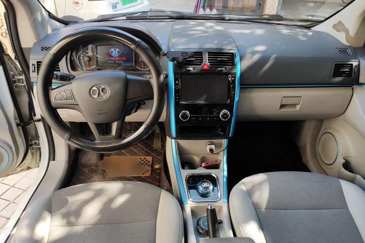 Used BAIC New Energy EV 2015 EV160 Light Edition Center Console