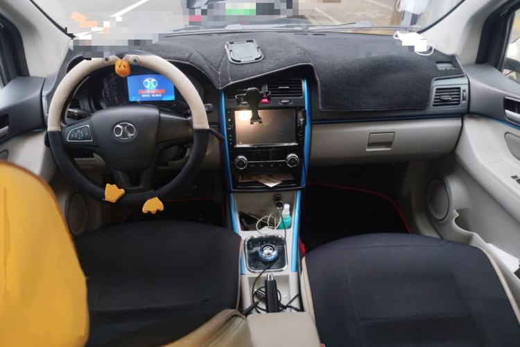 Used BAIC New Energy EV 2015 EV200 Light Edition Center Console