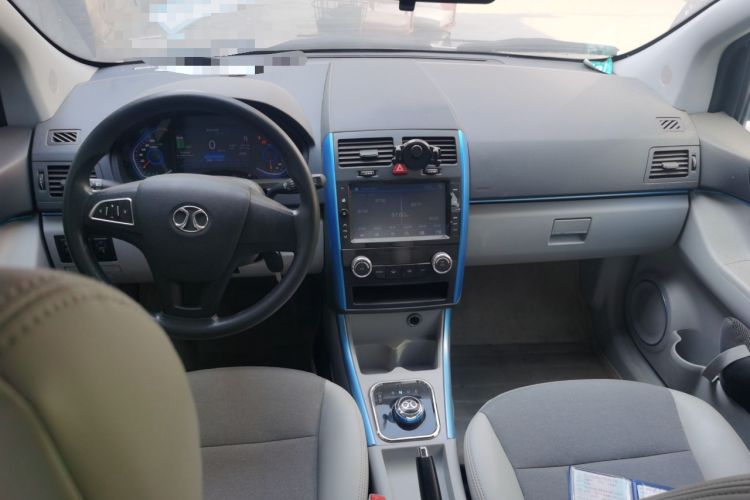 Used BAIC New Energy EV 2015 EV200 Light Edition Center Console