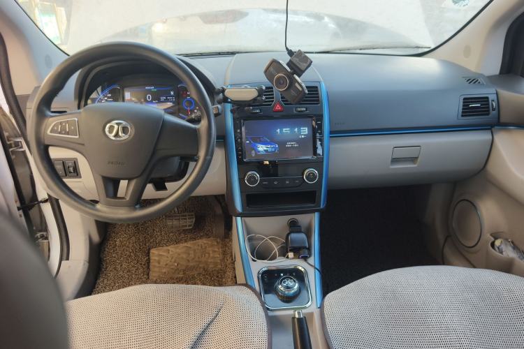 Used BAIC New Energy EV 2015 EV160 Light Edition Center Console