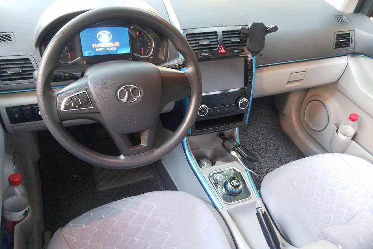 Used BAIC New Energy EV 2015 EV200 Light Edition Center Console