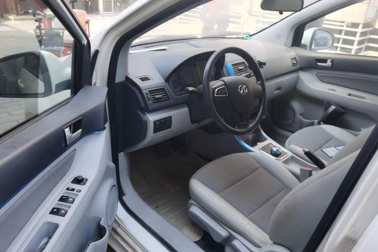 Used BAIC New Energy EV 2015 EV200 Light Edition Driver Seat