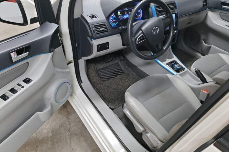 Used BAIC New Energy EV 2015 EV200 Light Edition Driver Seat