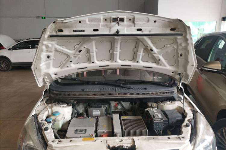 Used BAIC New Energy EV 2015 EV160 Light Edition Engine Bay