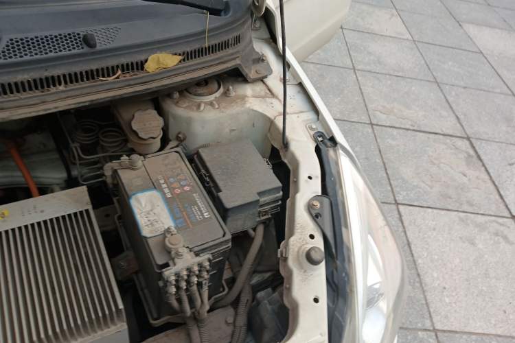 Used BAIC New Energy EV 2015 EV200 Light Edition Engine Bay Left