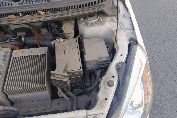 Used BAIC New Energy EV 2015 EV200 Light Edition Engine Bay Left