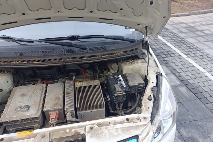 Used BAIC New Energy EV 2015 EV160 Light Edition Engine Bay Left