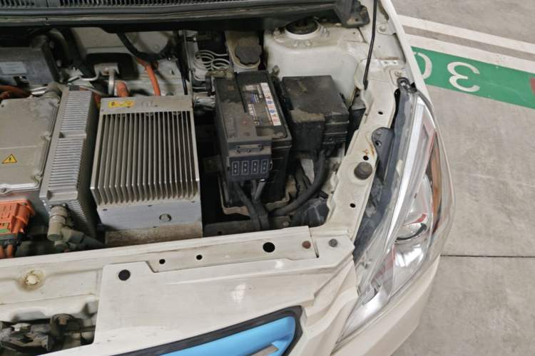 Used BAIC New Energy EV 2015 EV200 Light Edition Engine Bay Left