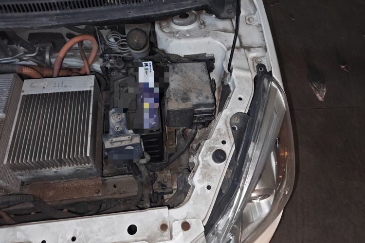 Used BAIC New Energy EV 2015 EV200 Light Edition Engine Bay Left