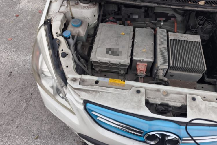 Used BAIC New Energy EV 2015 EV200 Light Edition Engine Bay Right