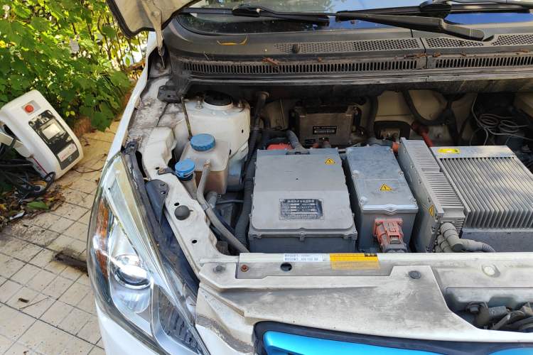 Used BAIC New Energy EV 2015 EV160 Light Edition Engine Bay Right