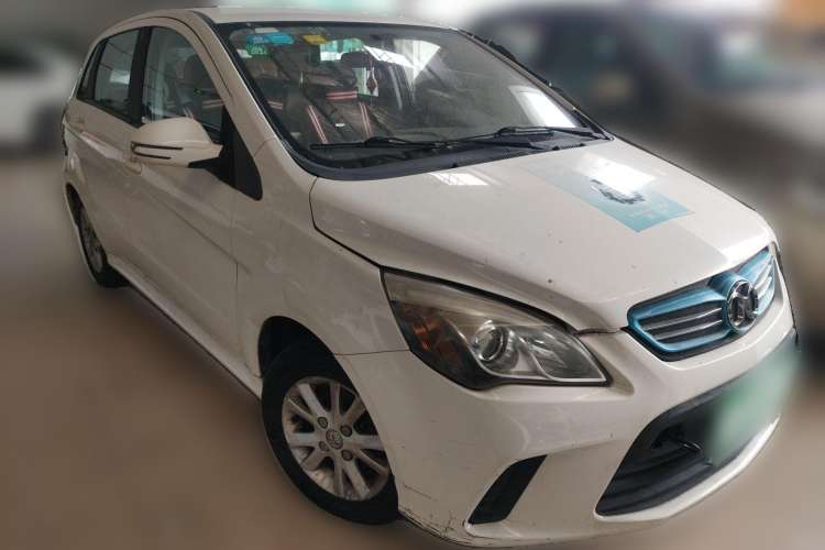 Used BAIC New Energy EV 2015 EV160 Light Edition Front Right 45 Deg