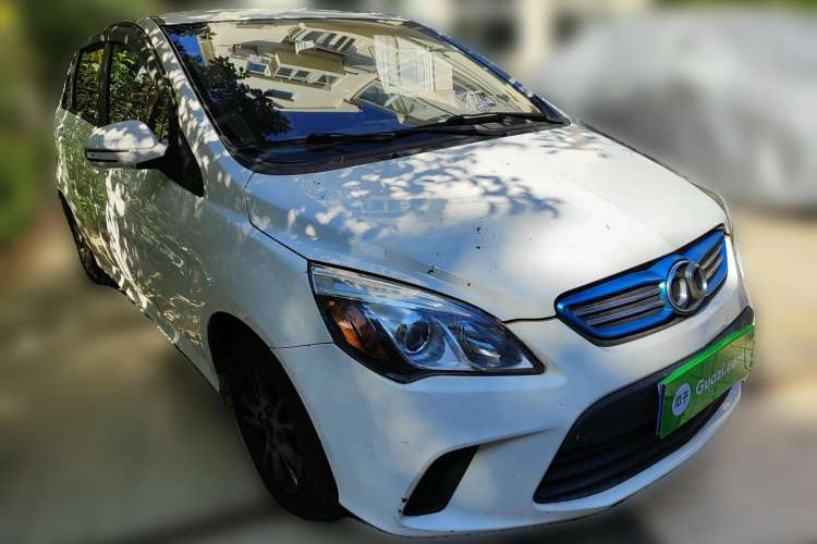 Used BAIC New Energy EV 2015 EV160 Light Edition Front Right 45 Deg