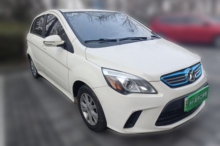 Used BAIC New Energy EV 2015 EV160 Light Edition Front Right 45 Deg