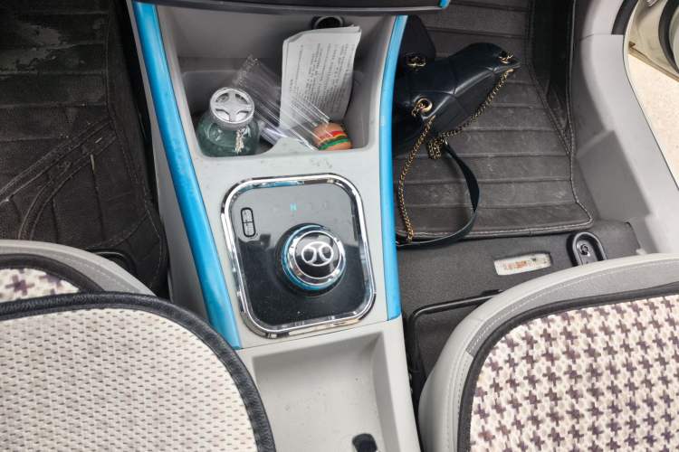 Used BAIC New Energy EV 2015 EV200 Light Edition Gear Lever