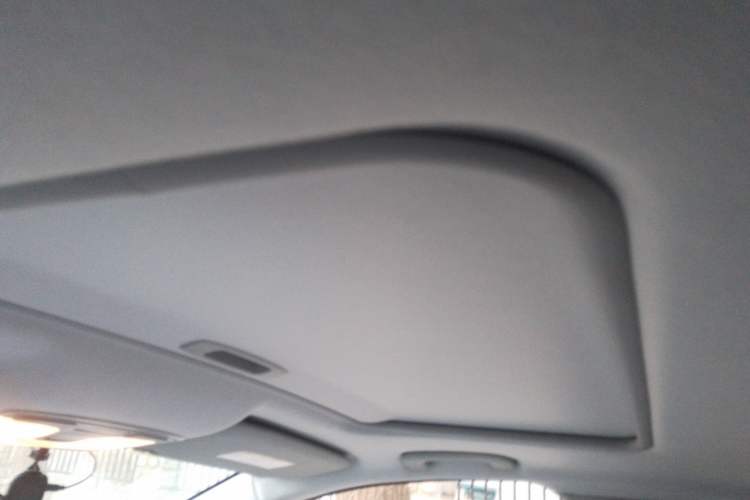 Used BAIC New Energy EV 2015 EV200 Light Edition Headliner