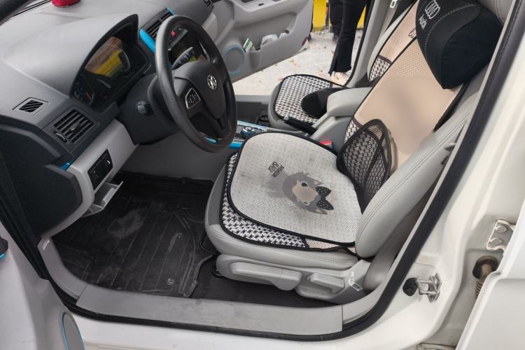 Used BAIC New Energy EV 2015 EV200 Light Edition Left Front Seat
