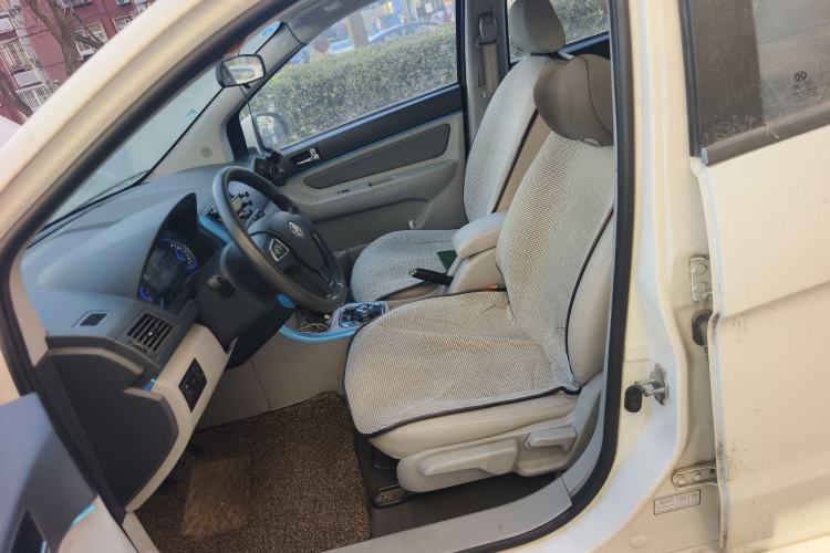 Used BAIC New Energy EV 2015 EV160 Light Edition Left Front Seat