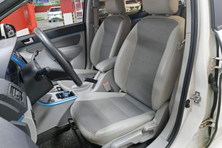 Used BAIC New Energy EV 2015 EV200 Light Edition Left Front Seat