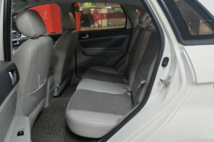 Used BAIC New Energy EV 2015 EV200 Light Edition Left Rear Seat