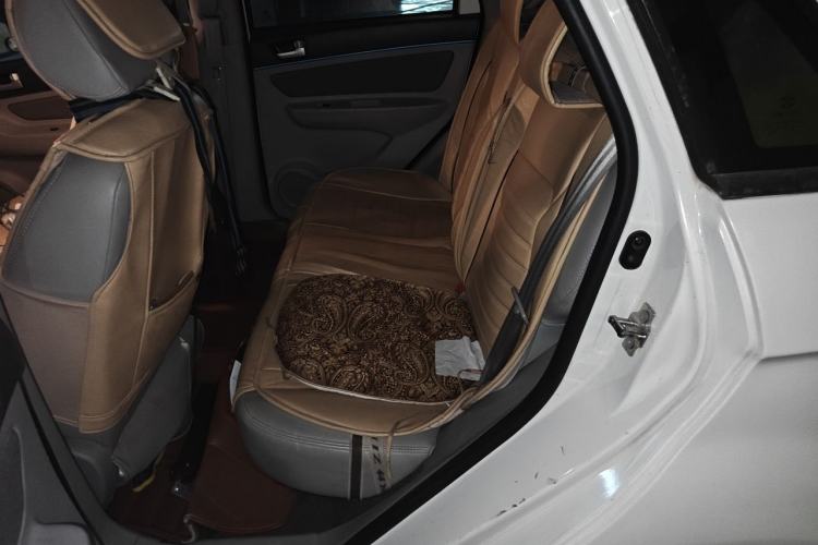 Used BAIC New Energy EV 2015 EV200 Light Edition Left Rear Seat