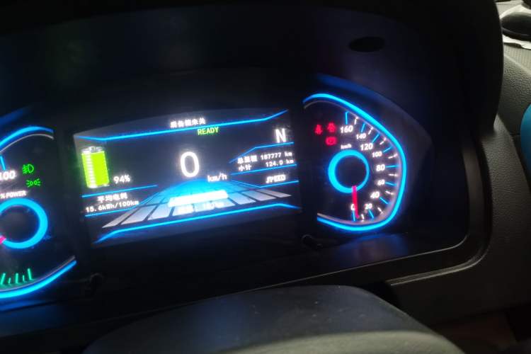 Used BAIC New Energy EV 2015 EV160 Light Edition Odometer Close Up
