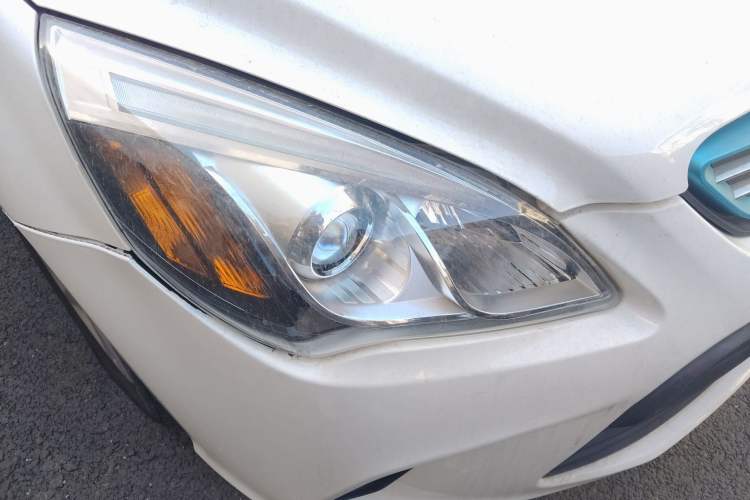 Used BAIC New Energy EV 2015 EV200 Light Edition Right Front Headlight