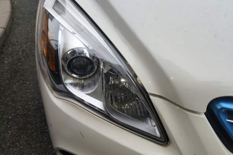Used BAIC New Energy EV 2015 EV200 Light Edition Right Front Headlight