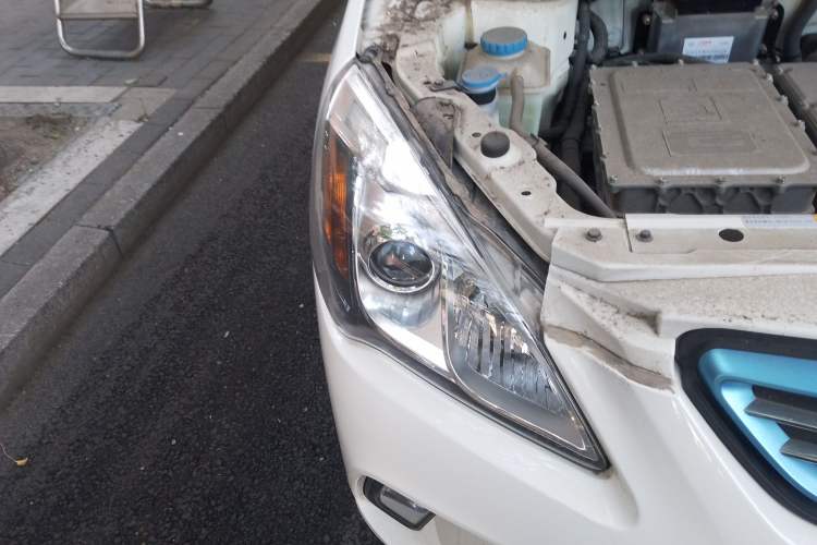 Used BAIC New Energy EV 2015 EV200 Light Edition Right Front Headlight