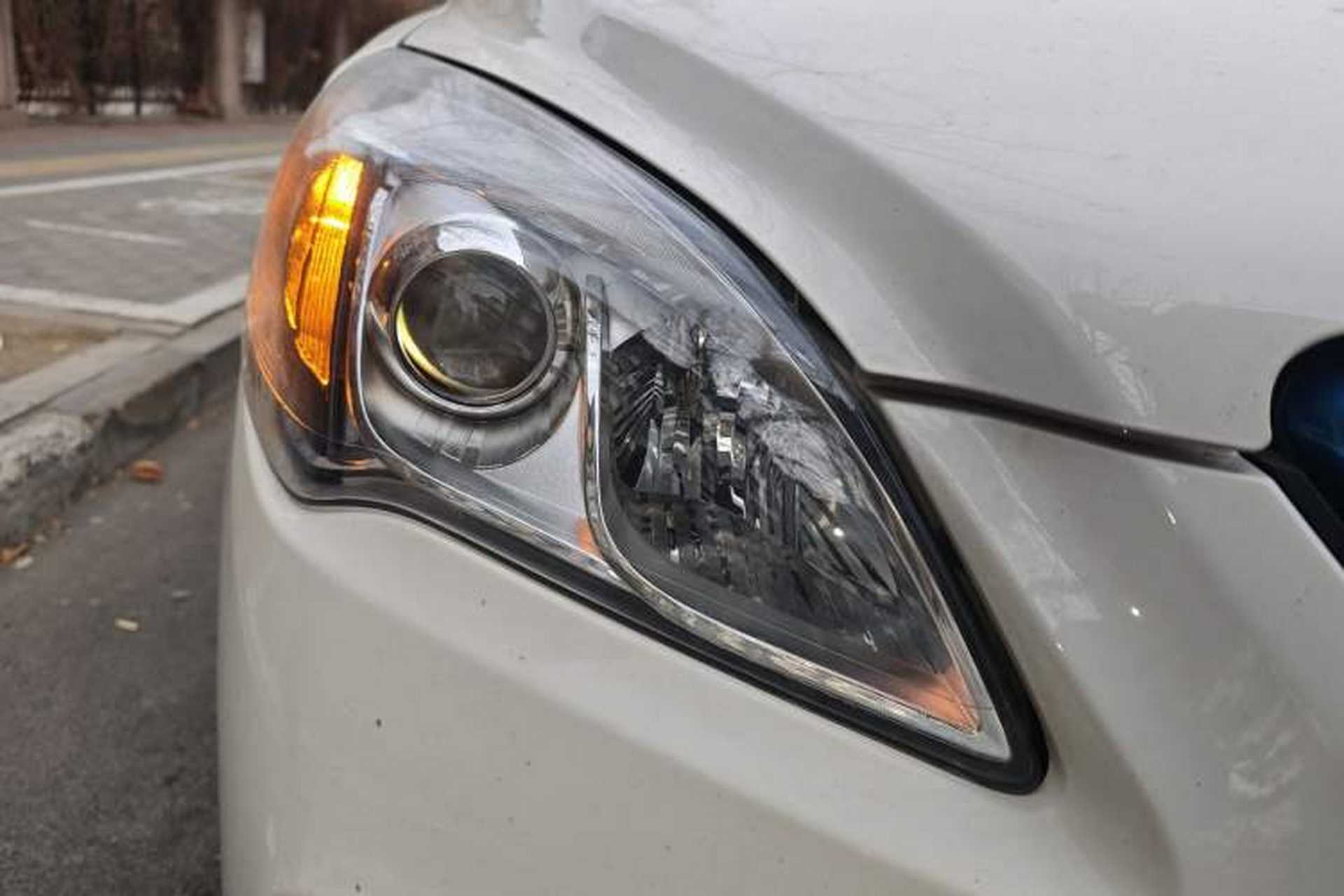Used BAIC New Energy EV 2015 EV200 Light Edition Right Front Headlight