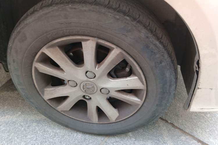 Used BAIC New Energy EV 2015 EV200 Light Edition Right Front Wheel Hub