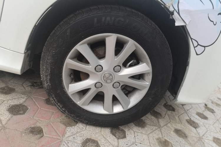 Used BAIC New Energy EV 2015 EV200 Light Edition Right Front Wheel Hub