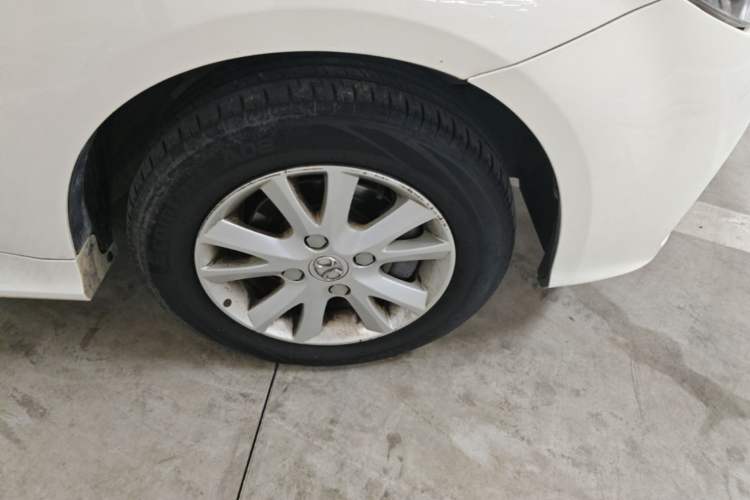 Used BAIC New Energy EV 2015 EV200 Light Edition Right Front Wheel Hub