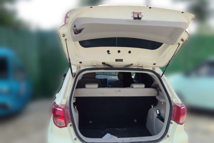 Used BAIC New Energy EV 2015 EV200 Light Edition Trunk