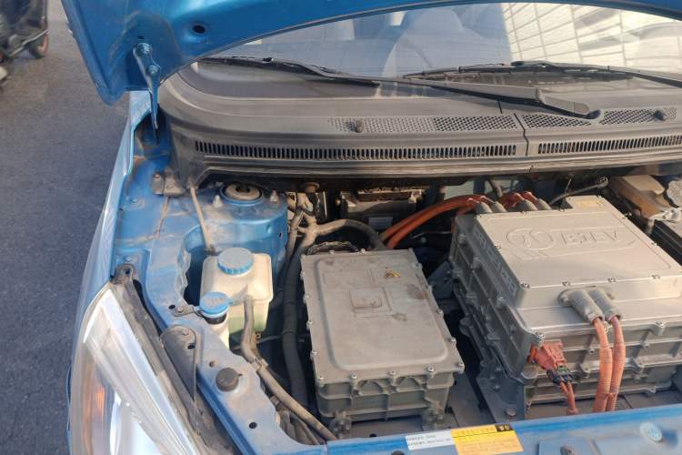 Used BAIC New Energy EV 2016 EV160 Light Edition Engine Bay Right
