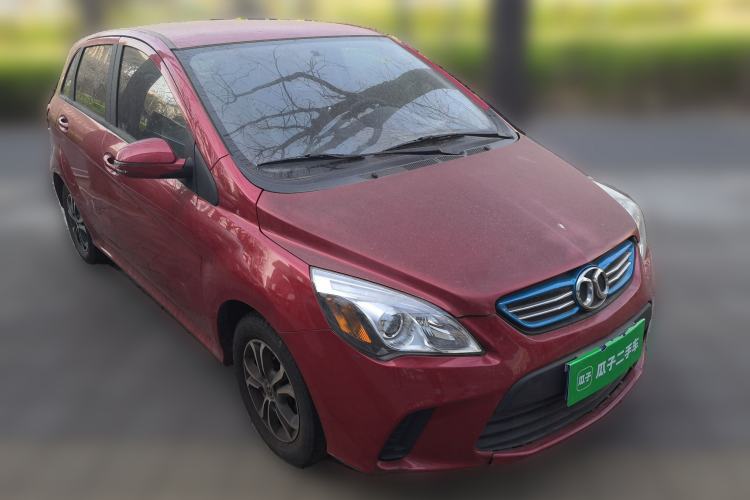 Used BAIC New Energy EV 2016 EV160 Light Edition Front Right 45 Deg