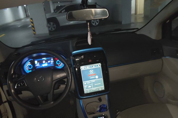 Used BAIC New Energy EV 2016 EV160 Light Edition Center Console