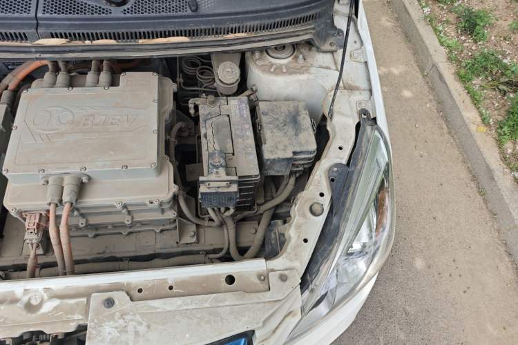 Used BAIC New Energy EV 2016 EV160 Light Edition Engine Bay Left