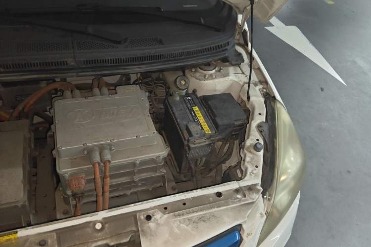 Used BAIC New Energy EV 2016 EV160 Light Edition Engine Bay Left